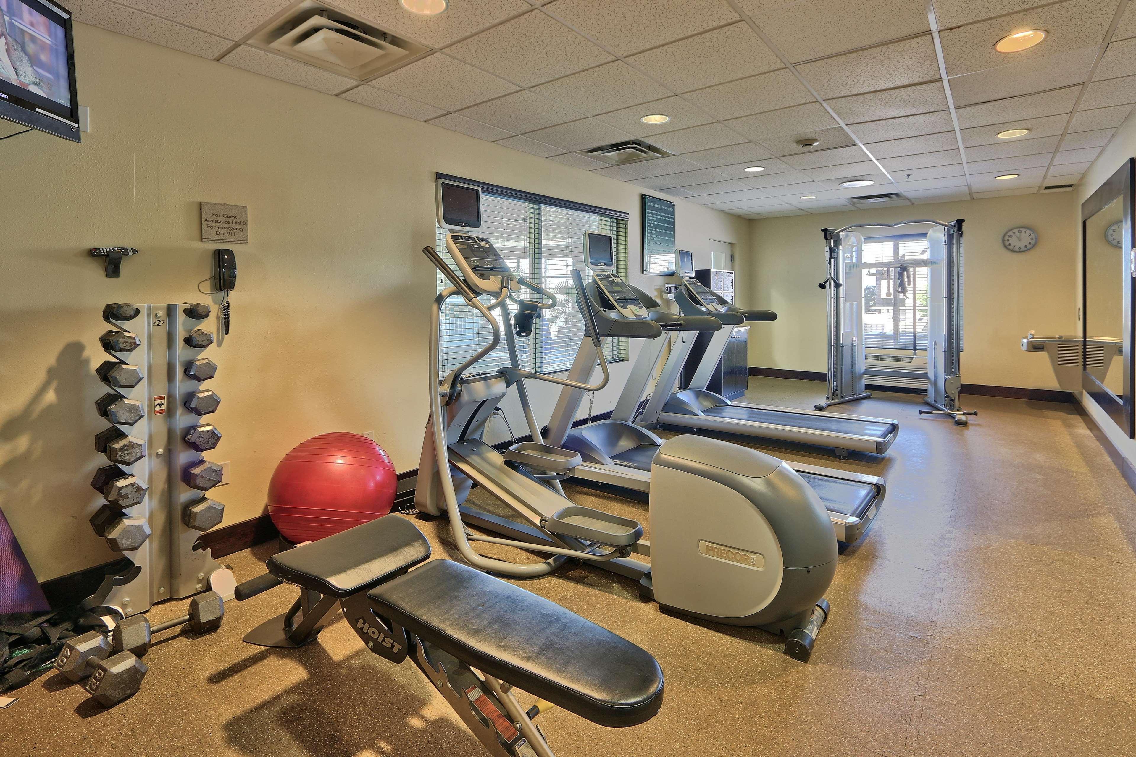 Hilton Garden Inn Albuquerque Airport Ngoại thất bức ảnh