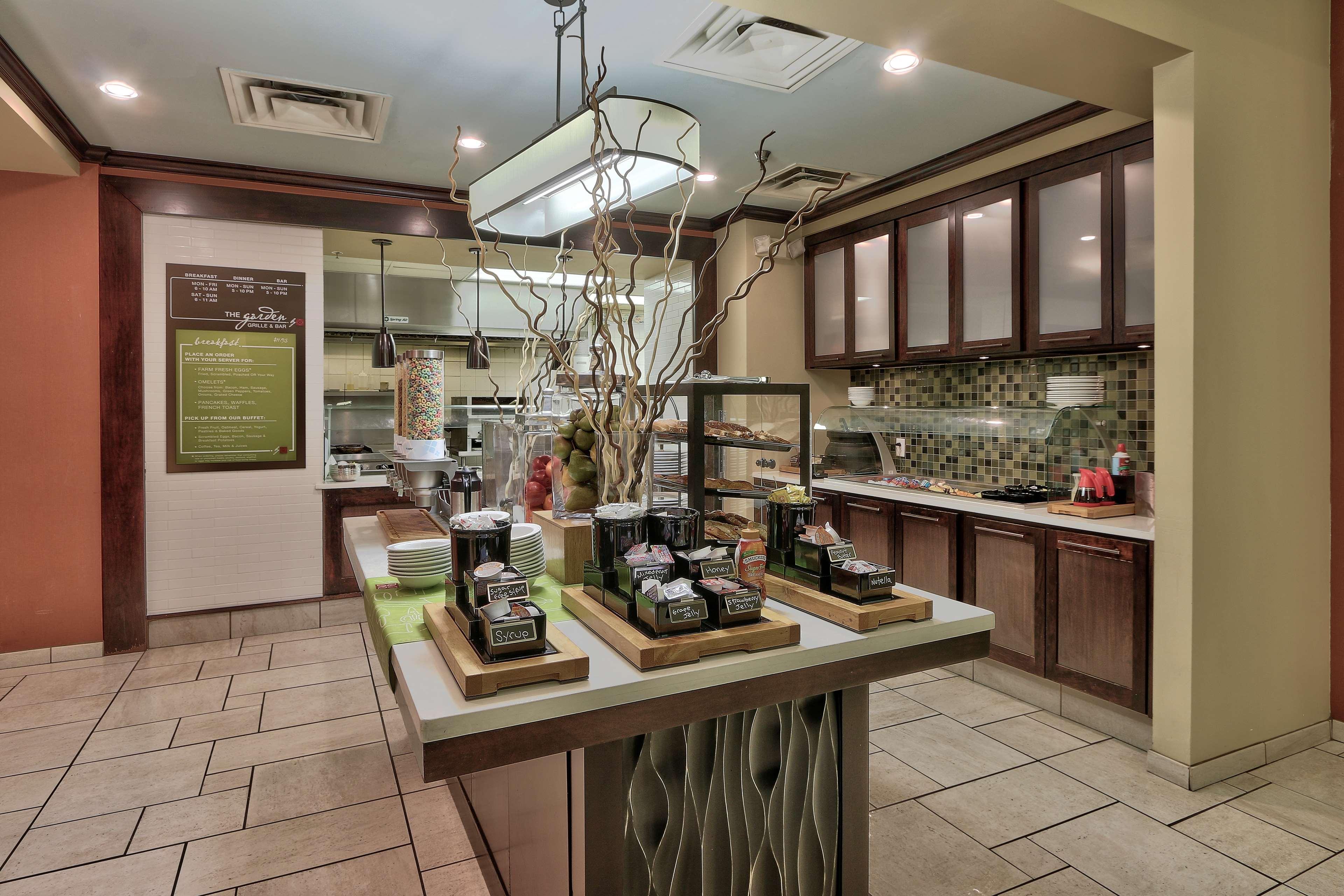 Hilton Garden Inn Albuquerque Airport Ngoại thất bức ảnh